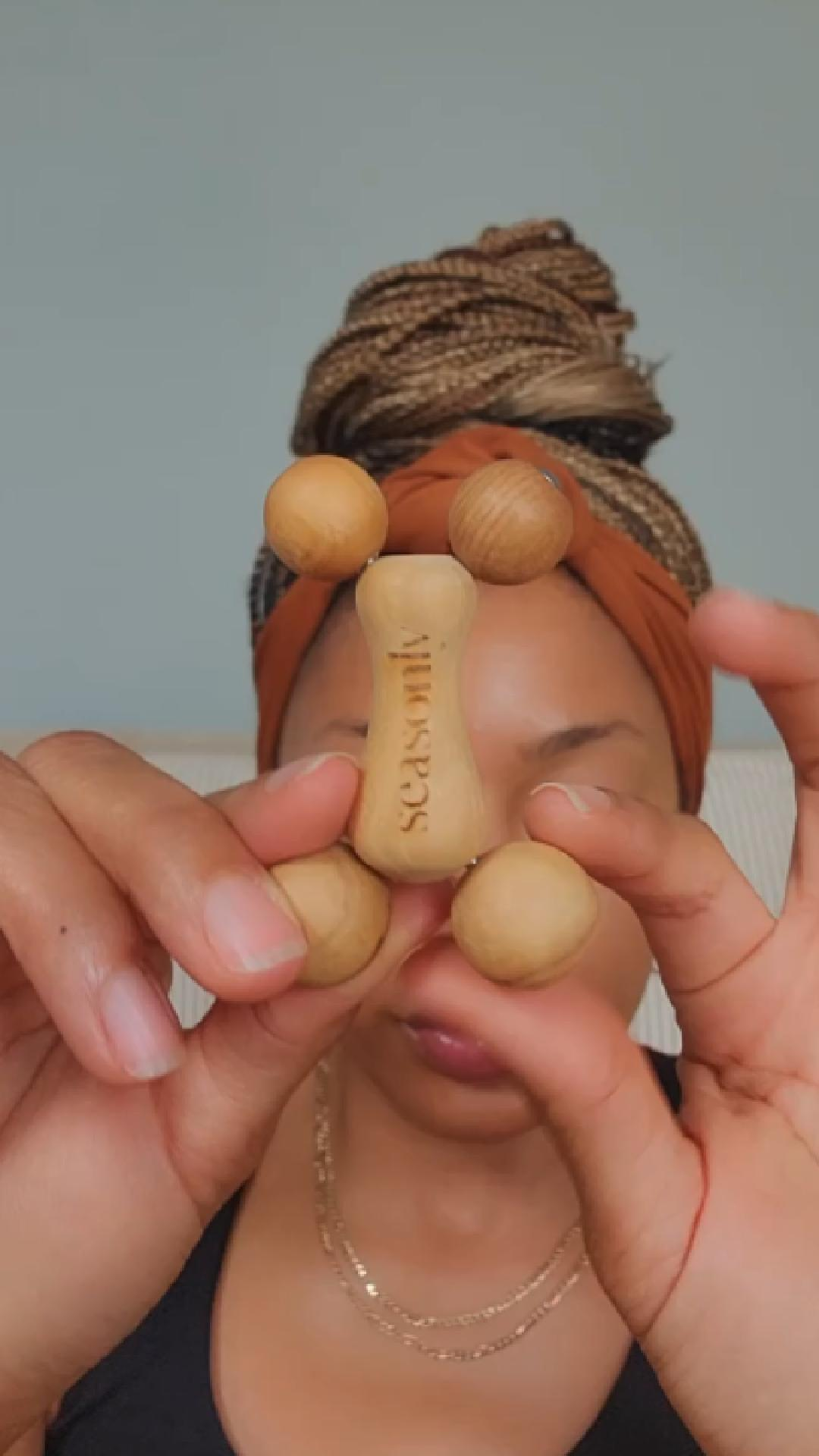 Wooden Boulado Seasonly Face Sculpting Tool